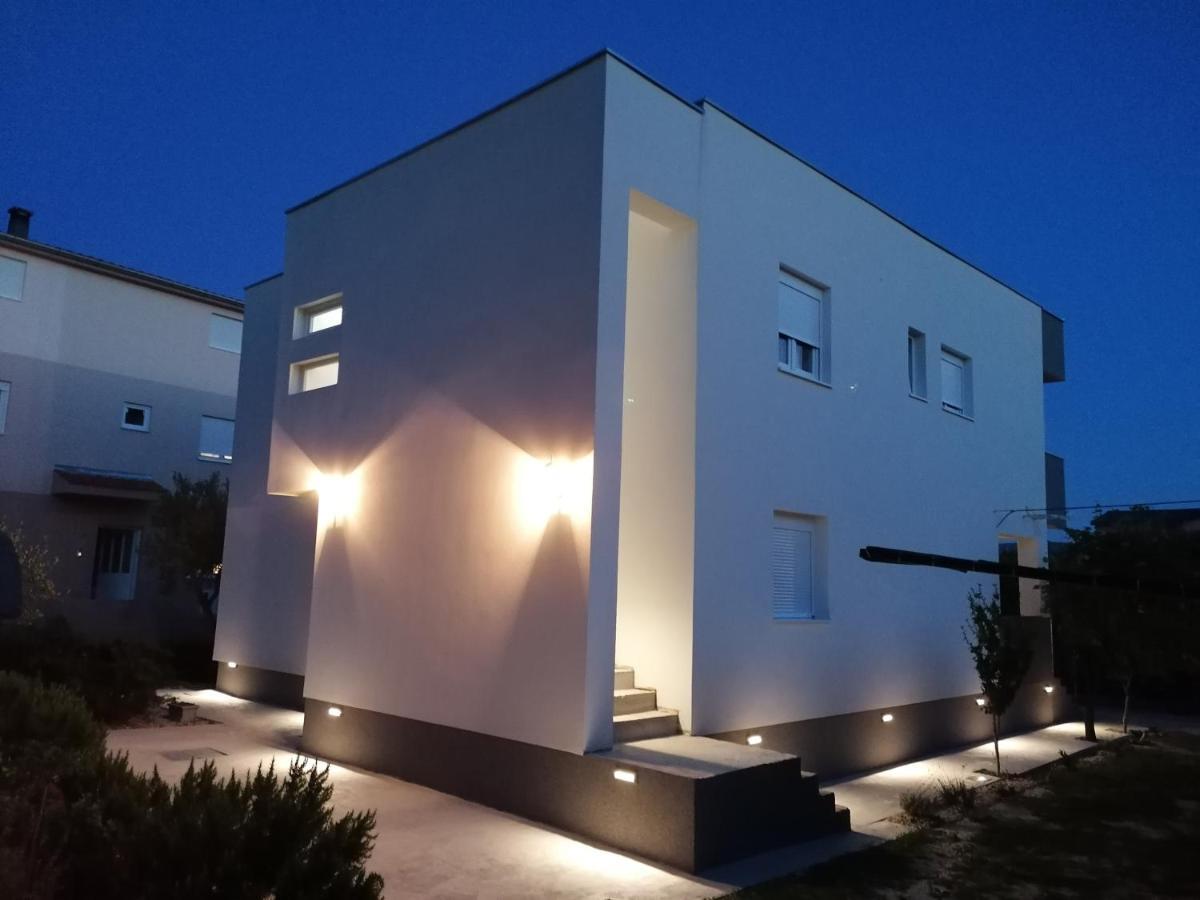 Apartments Lota Starigrad Paklenica Eksteriør billede